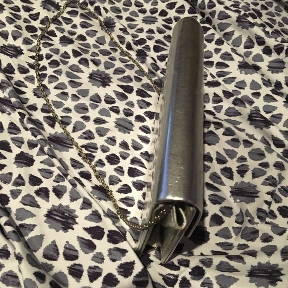 Purse - Picture 2 of 3